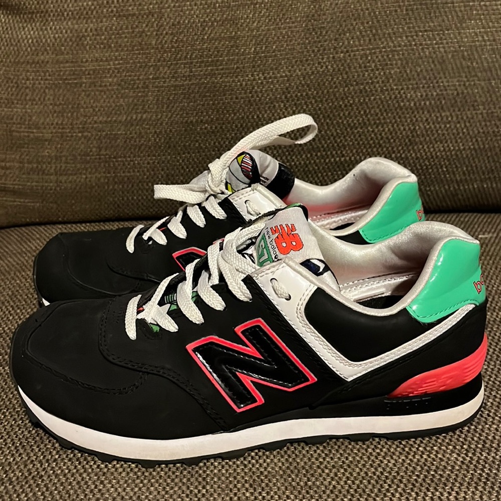 New Balance 574  womens 7 — worn 3-4x